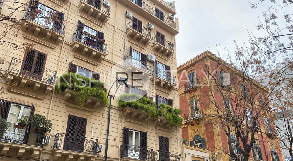 via XX Settembre con vista Palazzo Dato