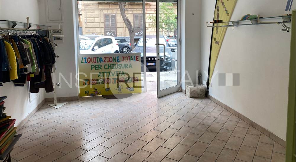 interno vano principale su strada